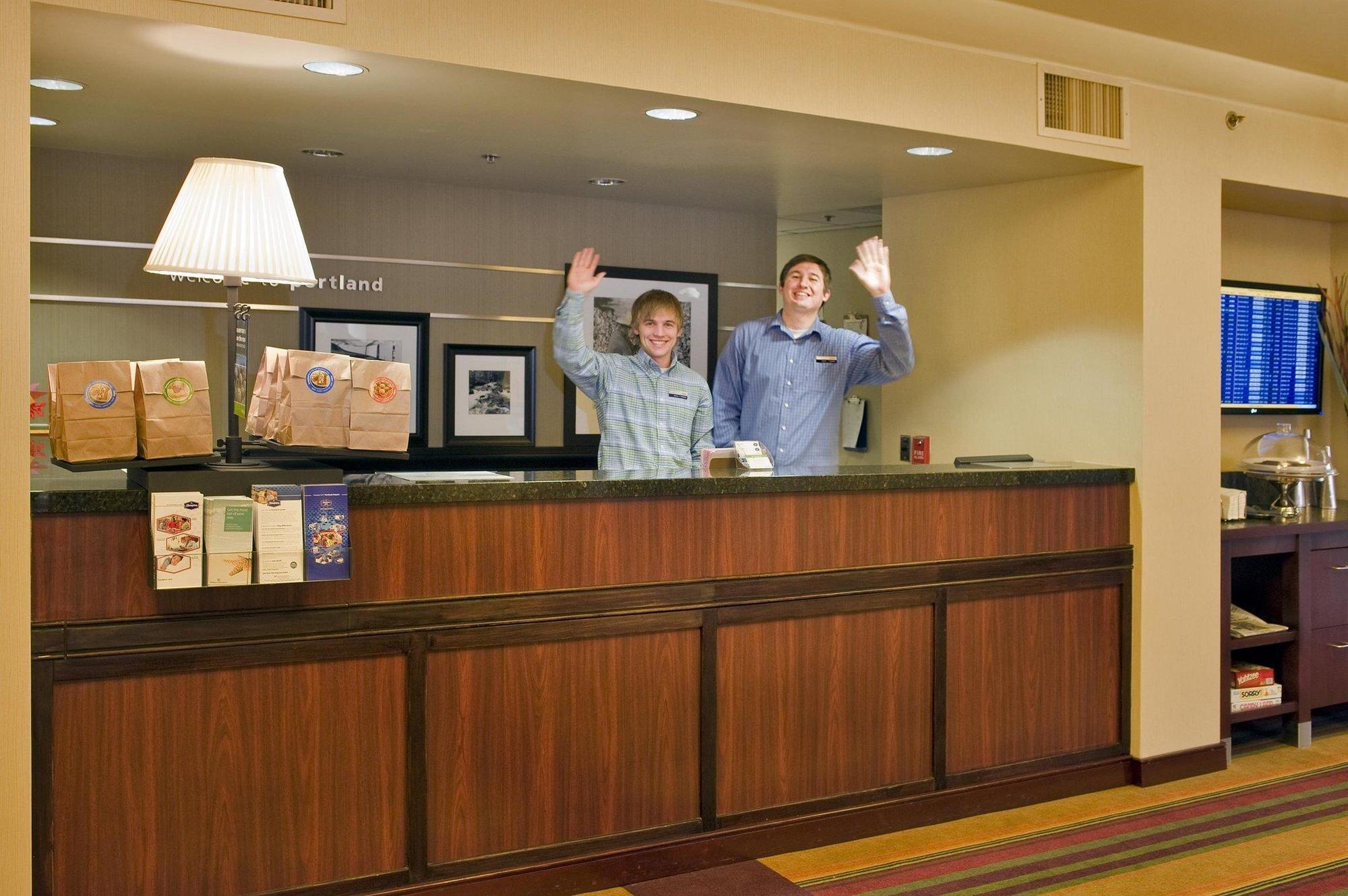 Hampton Inn Portland Airport Dış mekan fotoğraf